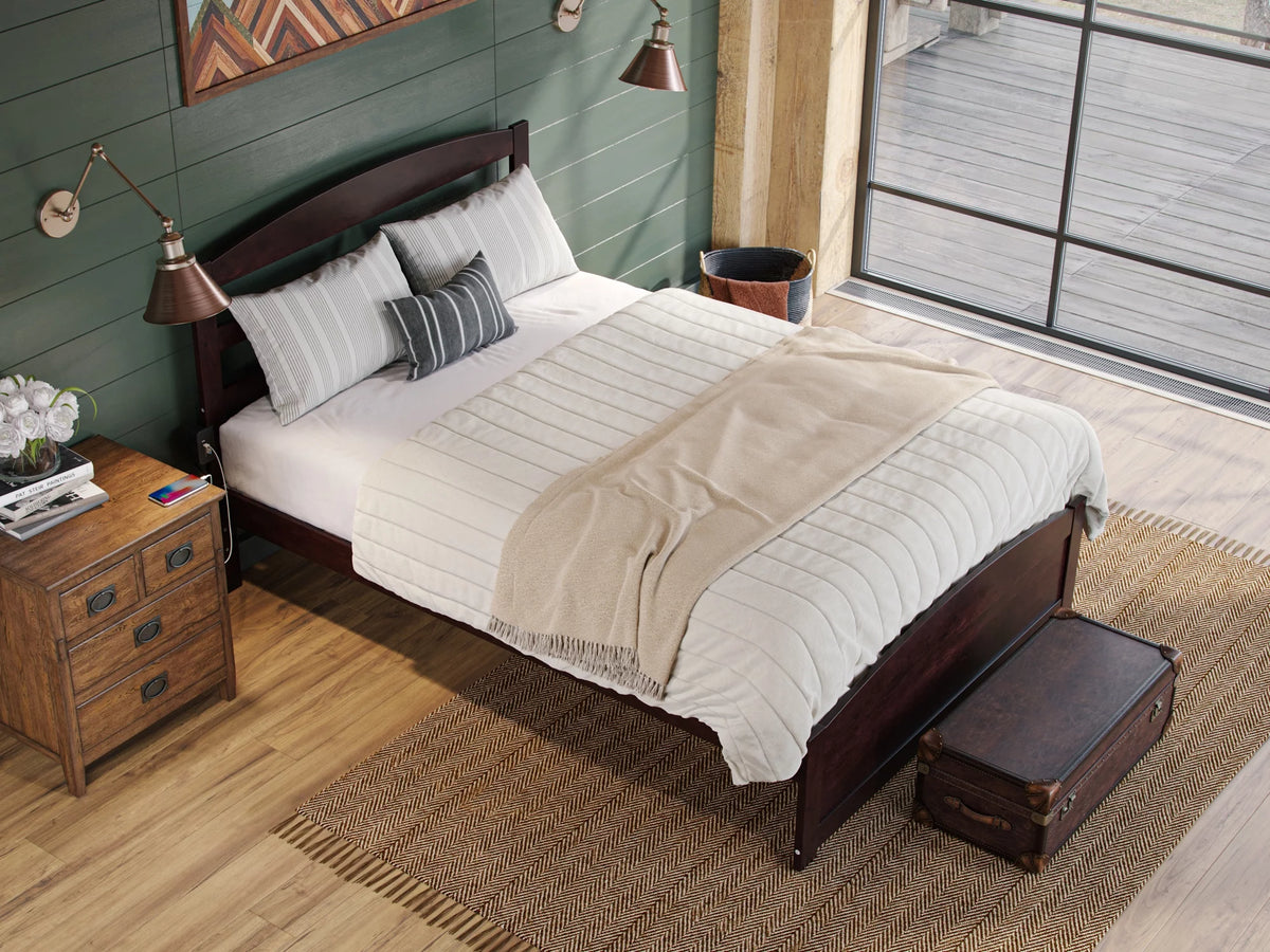 Queen Wood Platform Bed Frame with Headboard and Footboard O6704