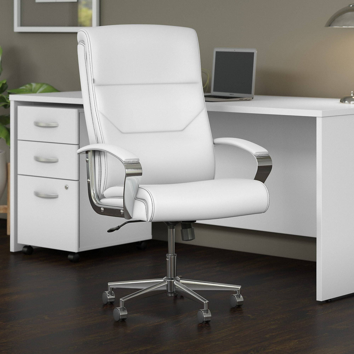 White High Back Leather Executive Office Chair X137