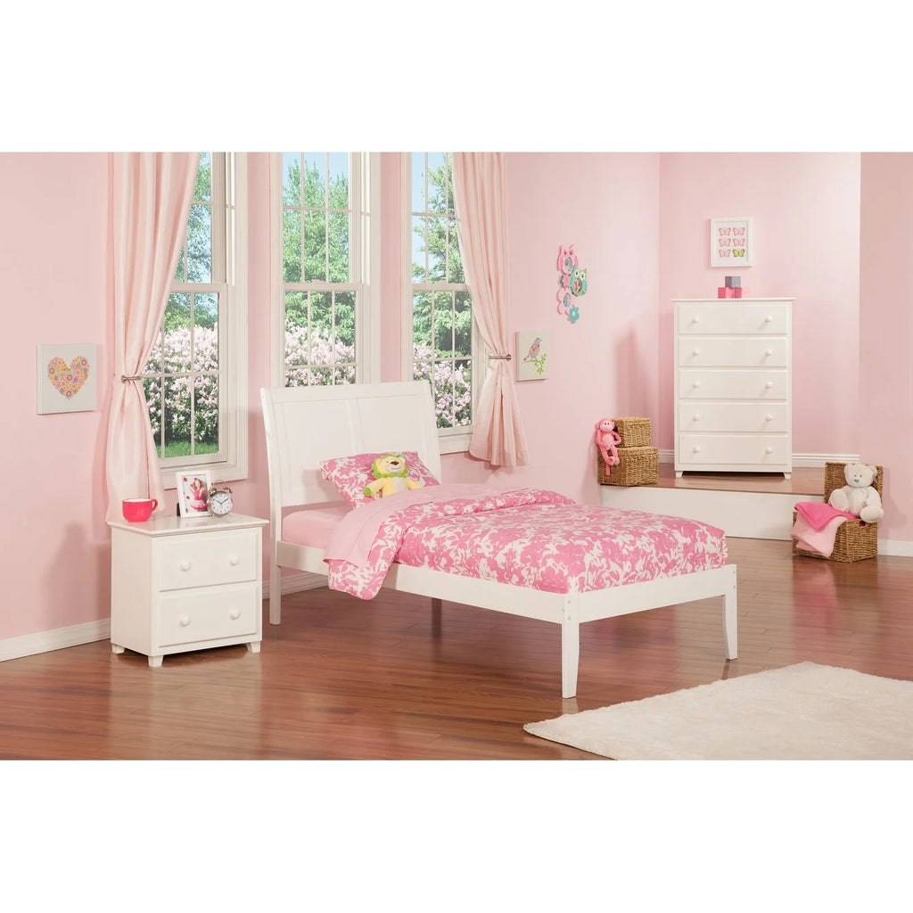 Twin Platform Bed with Footboard in White O29528