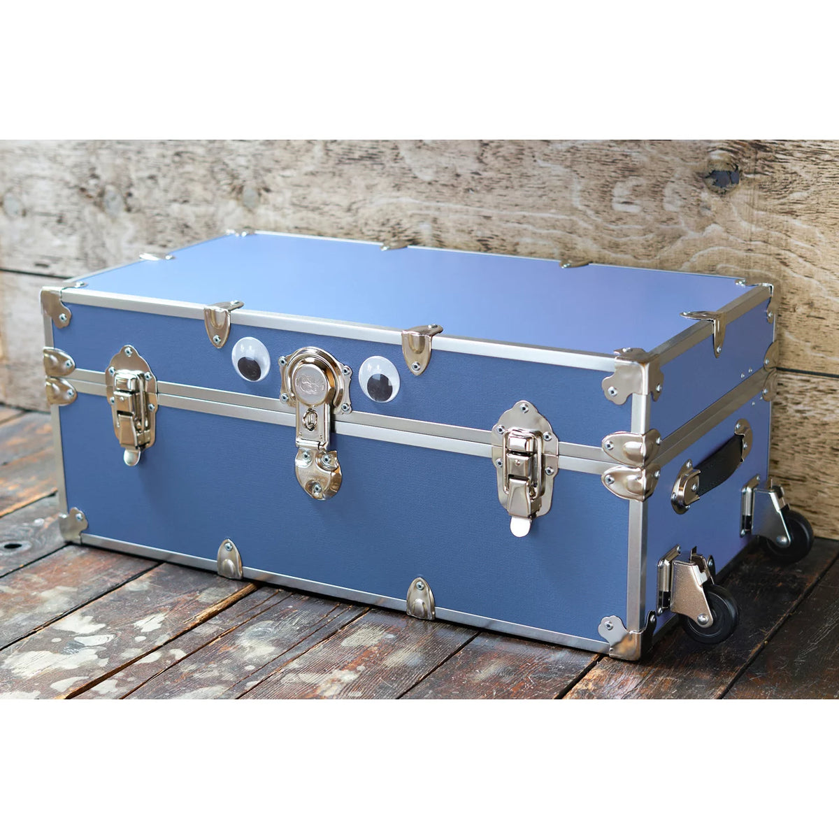 Large Leather Embossed Vinyl Trunk with Removable Wheels 32"x18"x14" (Black) R300152