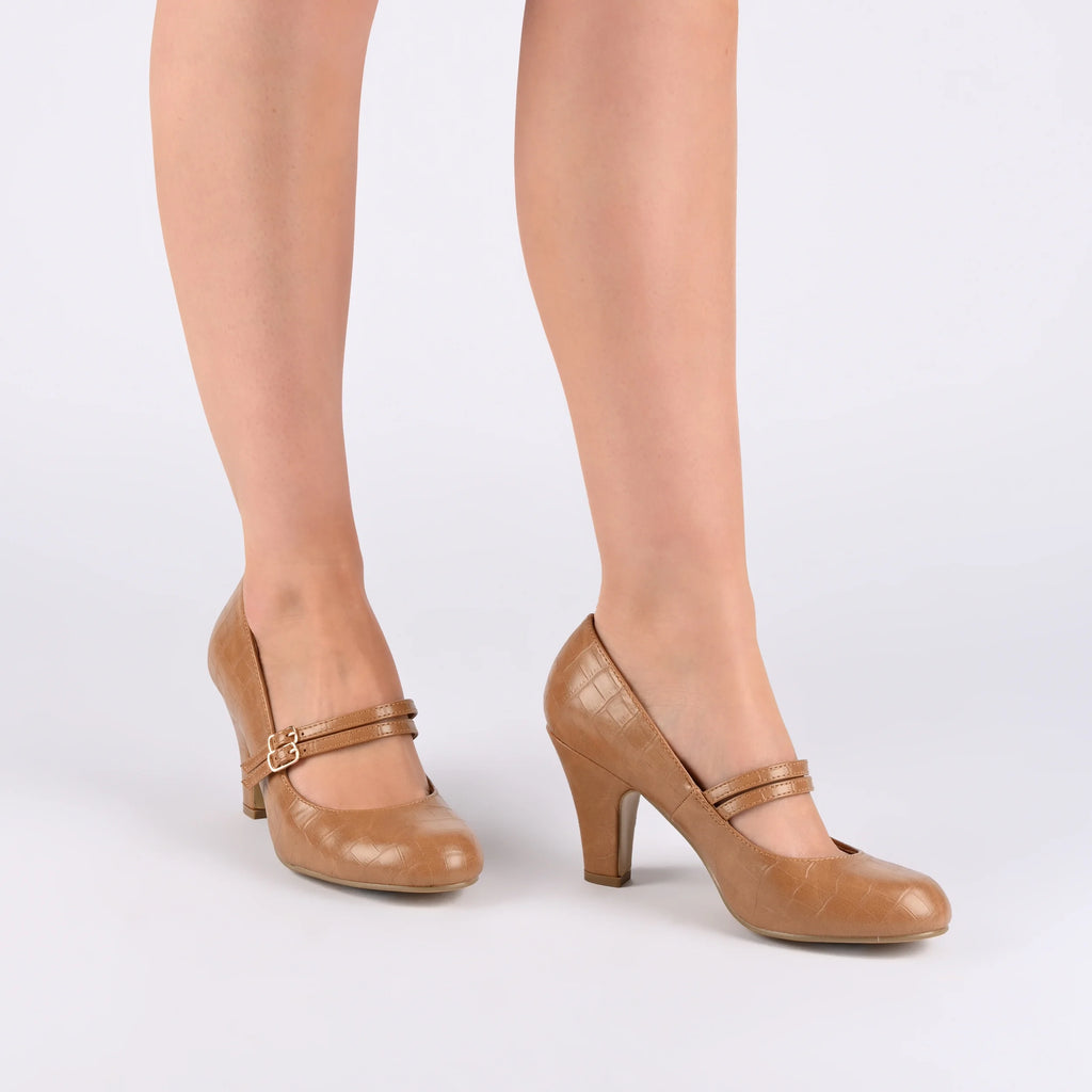 Wide Width Round Toe Block Heel Mary Jane Pumps G5489