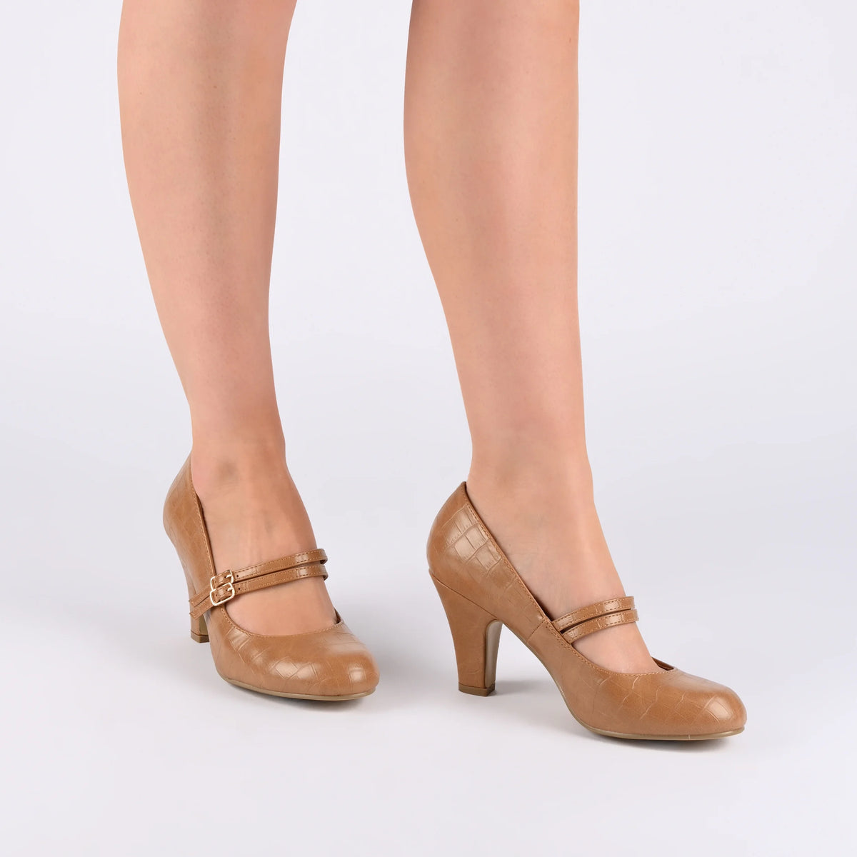 Wide Width Round Toe Block Heel Mary Jane Pumps G5489