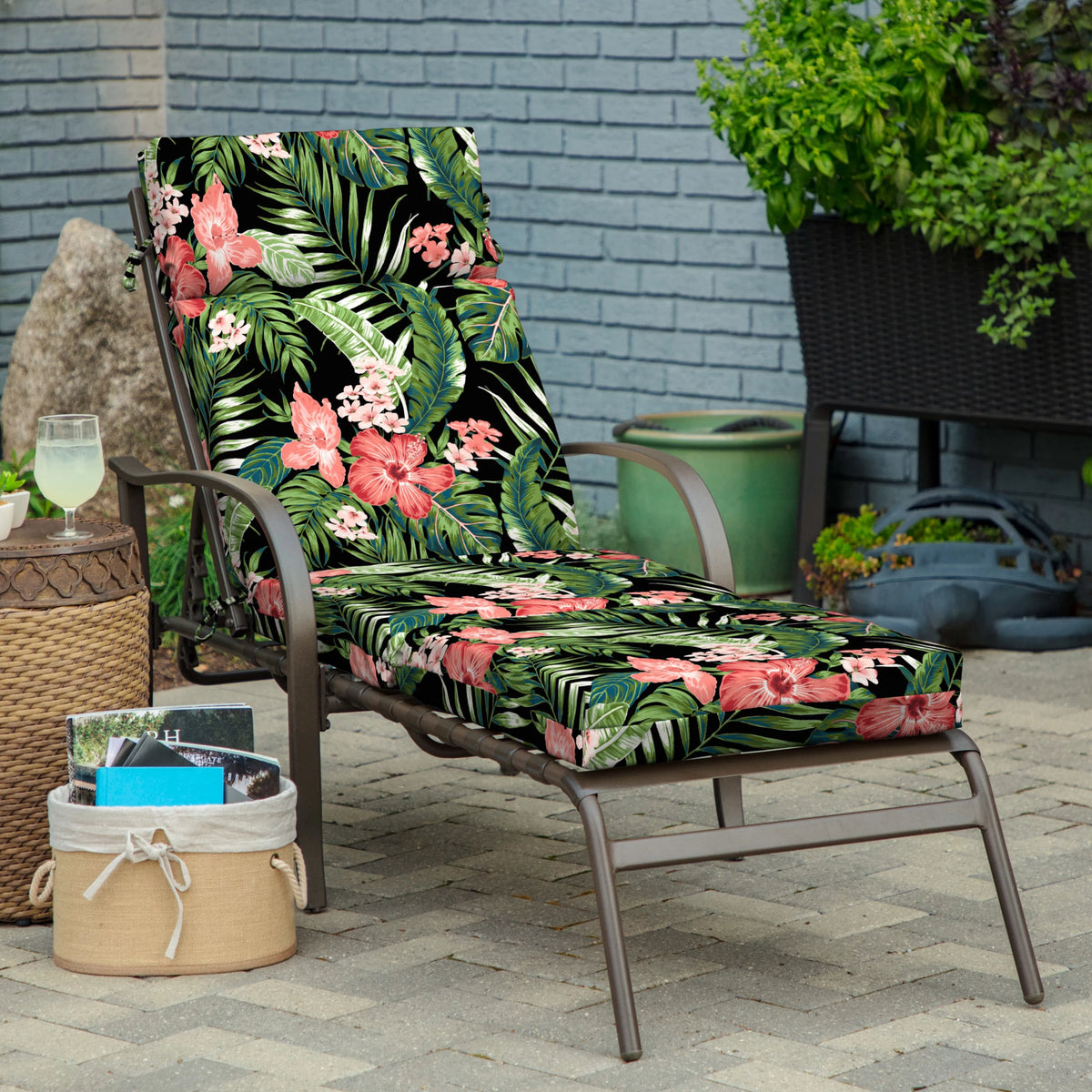Black Tropical Rectangle Chaise Lounge Cushion M438988