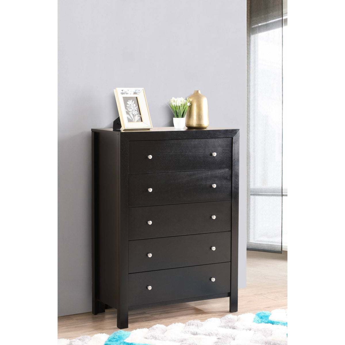 5 Drawer Chest in Black X778