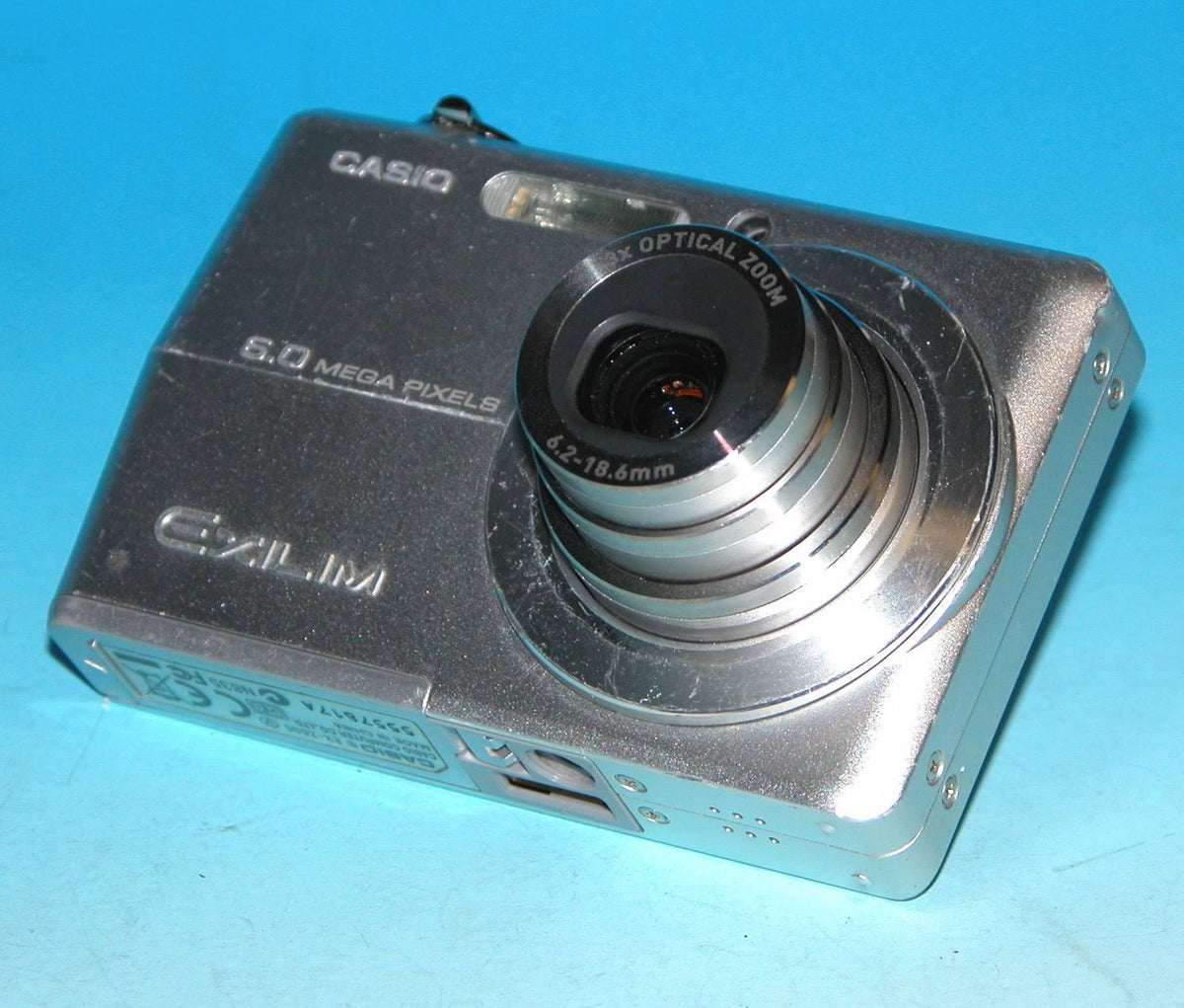 6.0MP Silver Digital Camera R736