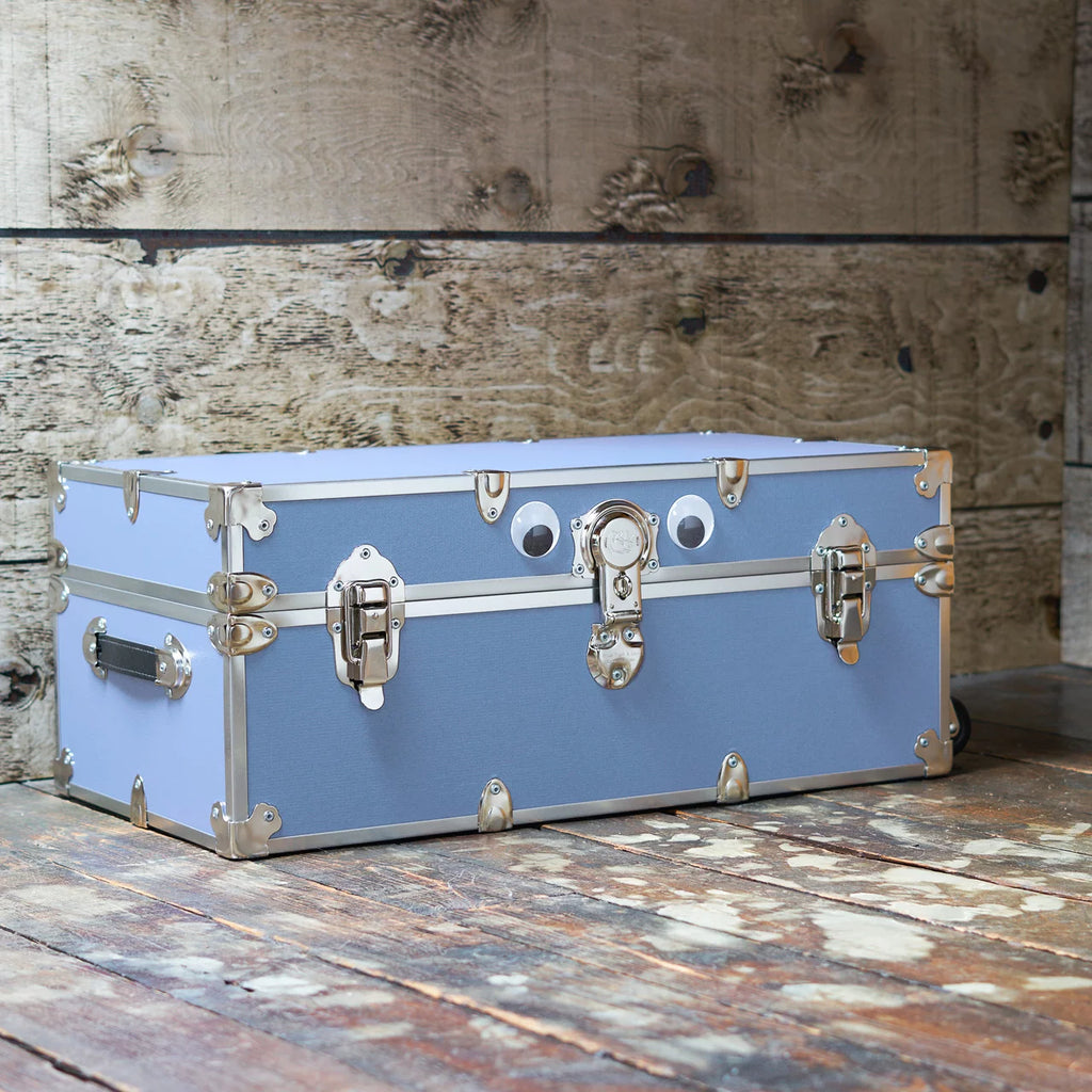 Large Leather Embossed Vinyl Trunk with Removable Wheels 32"x18"x14" (Black) R300152