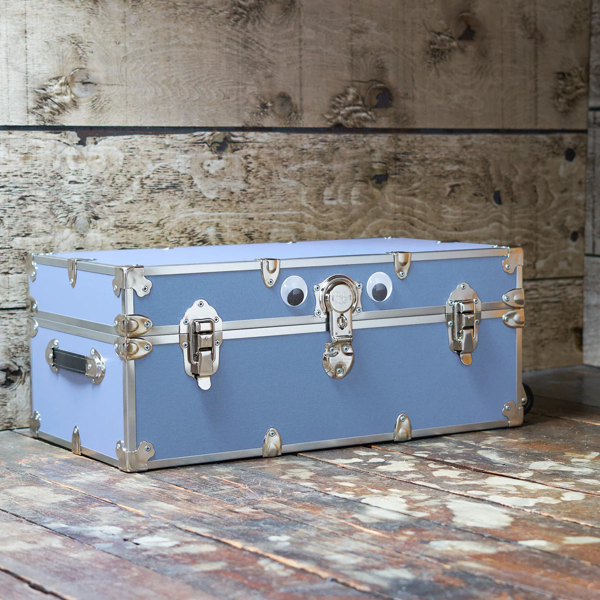 Large Leather Embossed Vinyl Trunk with Removable Wheels 32"x18"x14" (Black) R300152