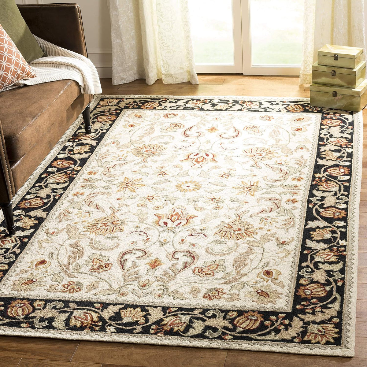 Hand-Hooked Oriental Runner, 3' x 6', Black / Ivory H32516