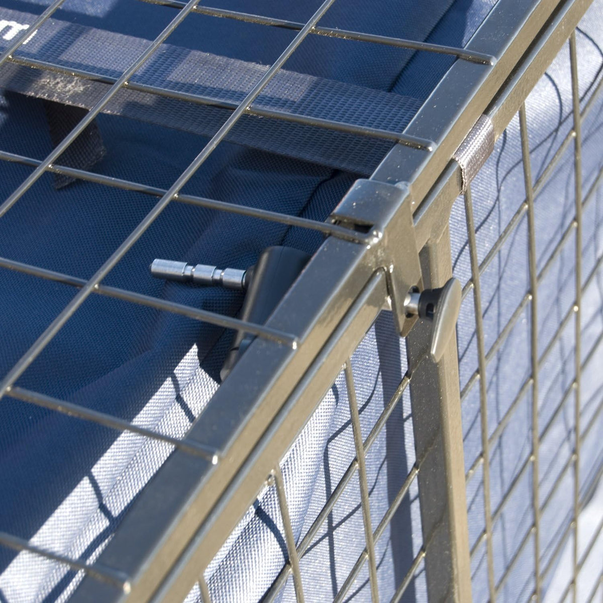 Cargo Carrier Cage M648805