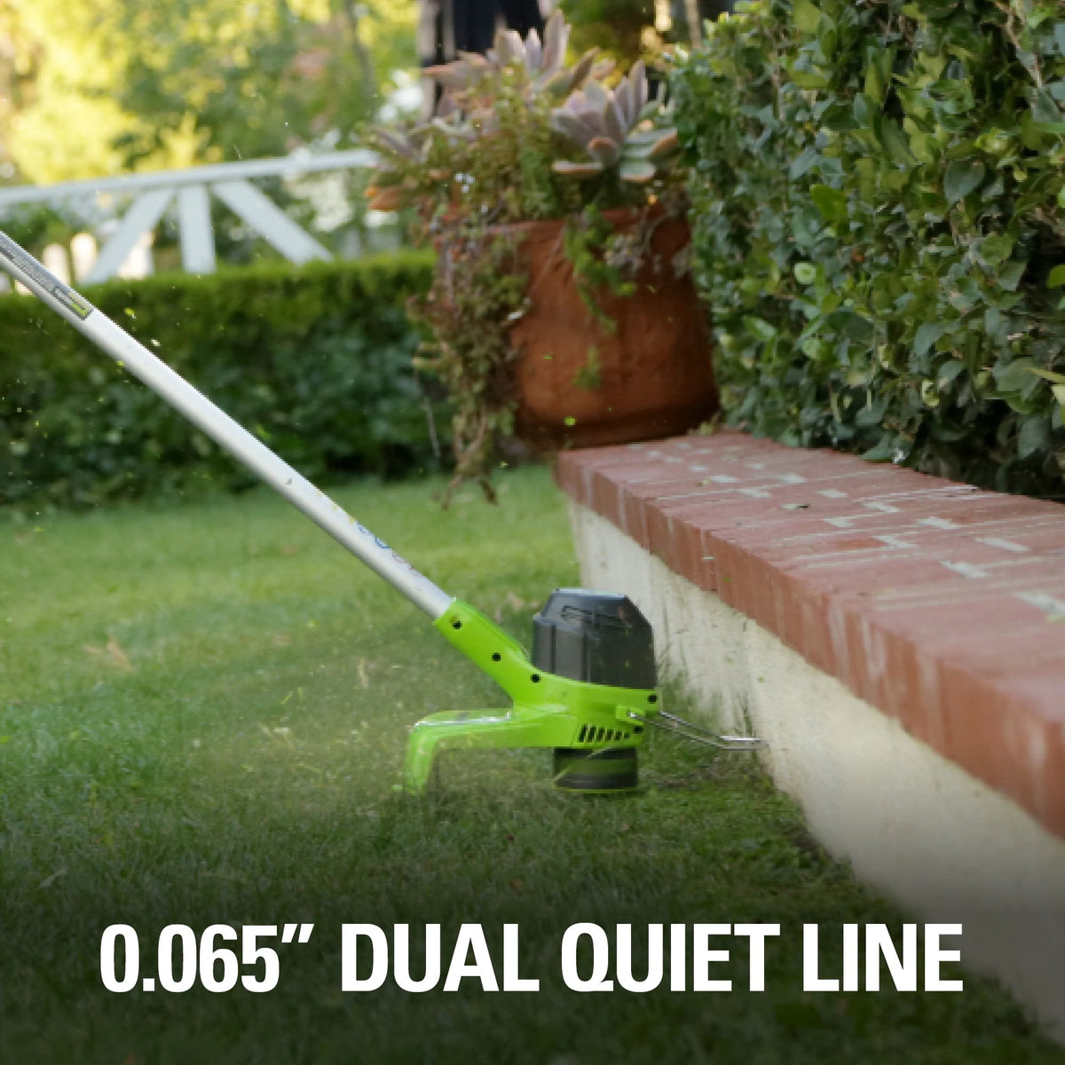 40V 12 String Trimmer with 2.0 Ah Battery & Charger X585131