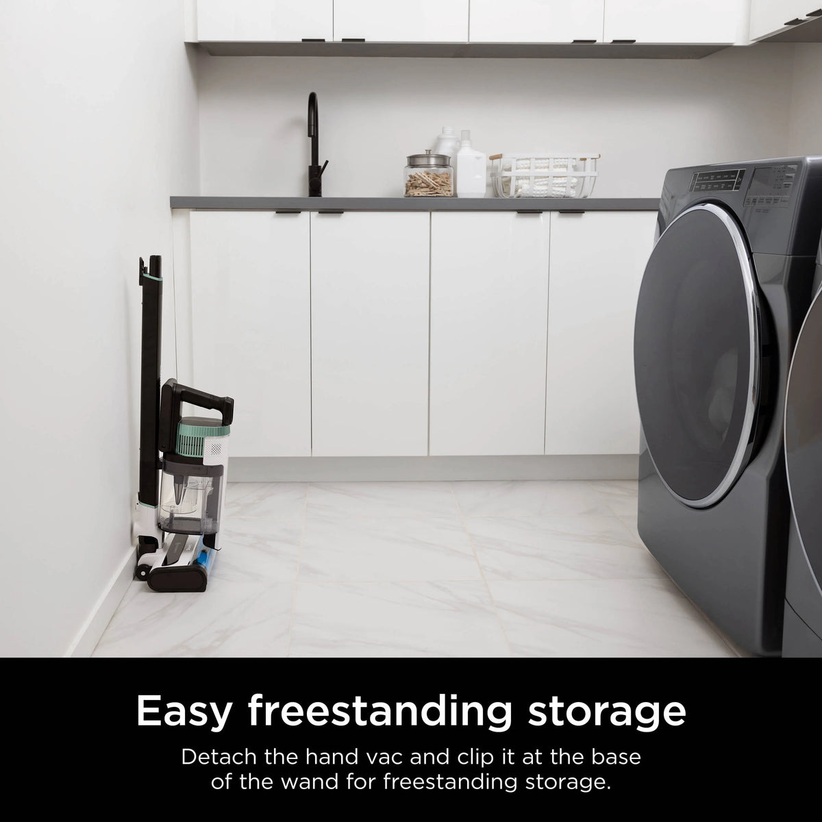 Cordless Stick Vacuum with HEPA Filtration Y64165