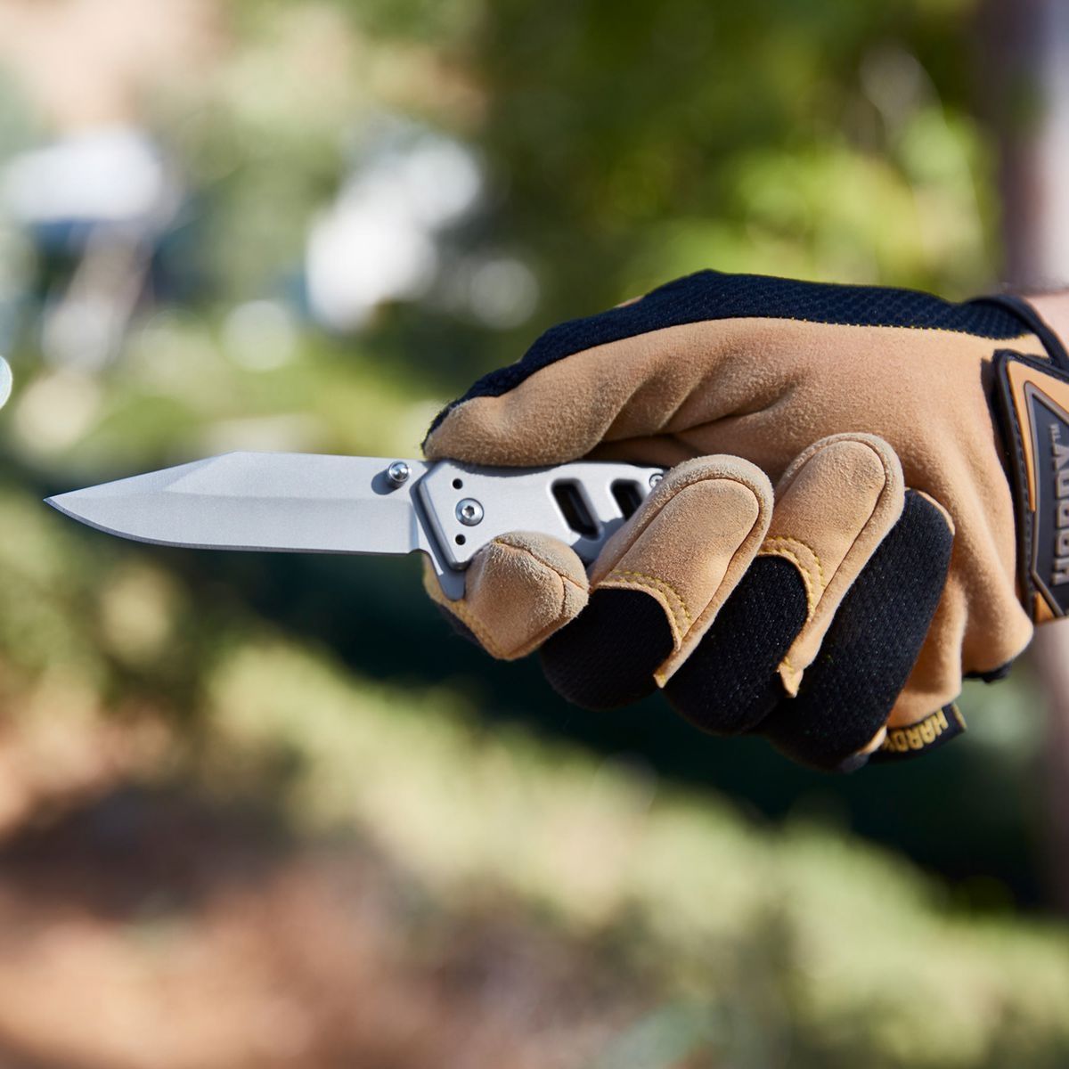 3 in. Skeleton Frame Pocket Knife B69009