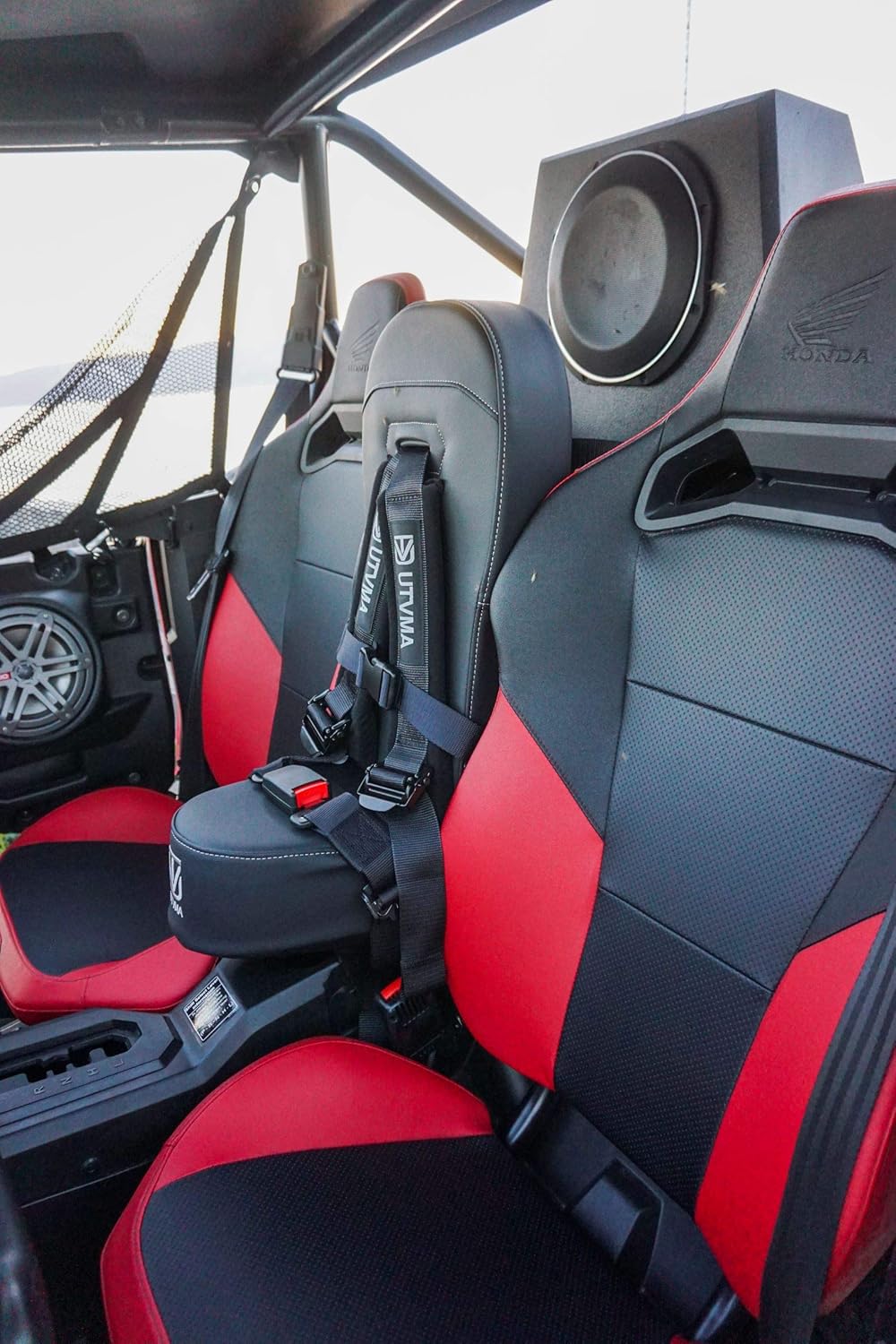 Front Bump Seat with 4-Point Harness O403
